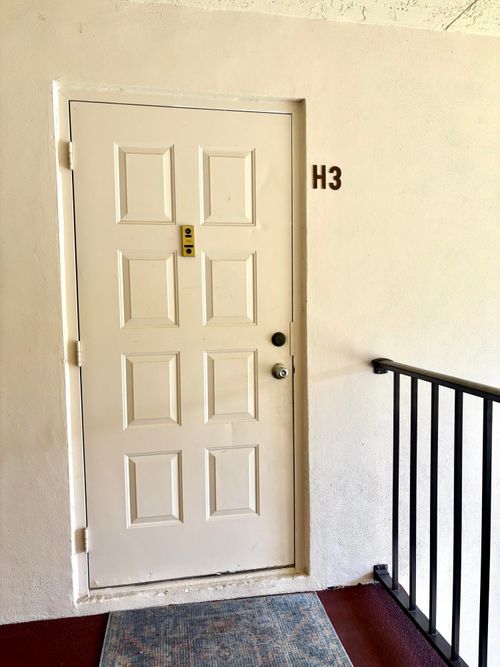 h3-201 Foxtail Dr, Greenacres, FL, 33415-6147 | Card Image