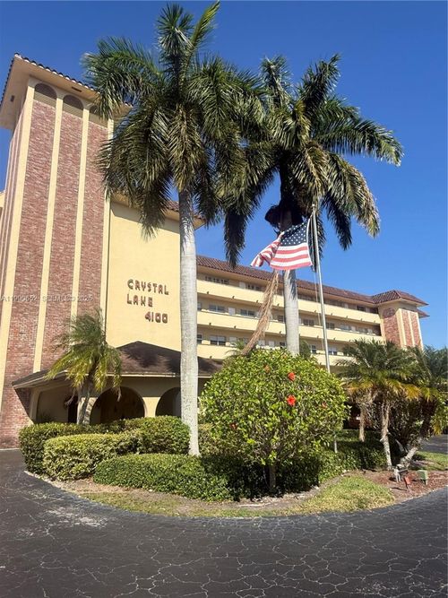 apt-407-4100 Crystal Lake Dr, Deerfield Beach, FL, 33064-1234 | Card Image