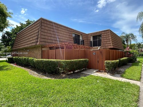 c-9106 Sw 20th St, Davie, FL, 33324 | Card Image