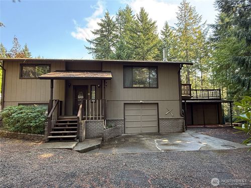 121 E Rhododendron Ln, Union, WA, 98592-9710 | Card Image