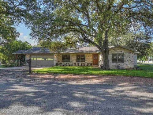 420 7th St, Marble Falls, TX, 78654-5815 | Card Image