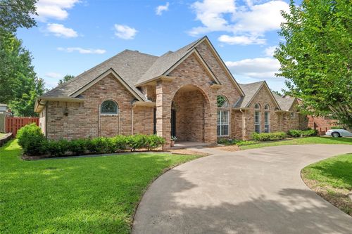 620 Mirkes Pkwy, Desoto, TX, 75115-2970 | Card Image