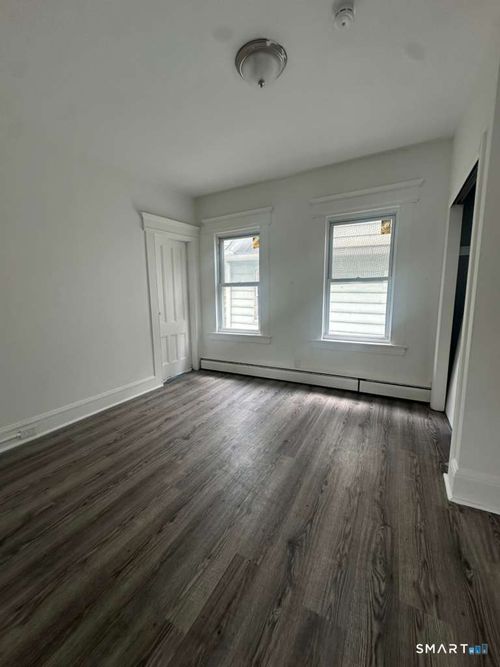 2-690 William Street, Bridgeport, CT, 06608 | Card Image