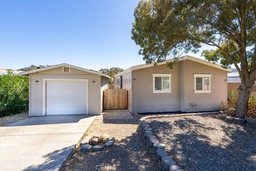 4398 Valley Ln, Paso Robles, CA, 93446-4181 | Card Image