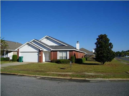 1627 Trent St, Fort Walton Beach, FL, 32547-4955 | Card Image