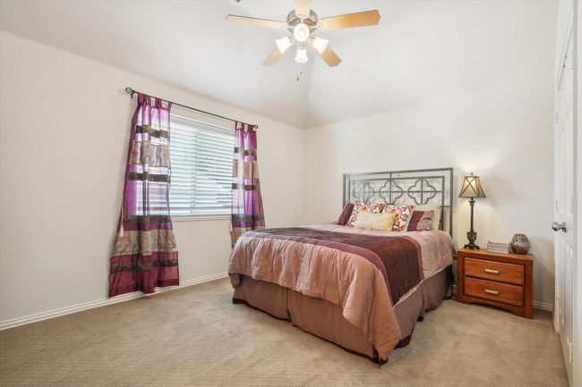 Upstairs Bedroom | Image 22