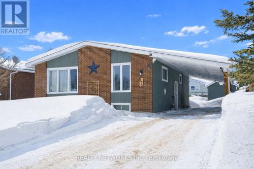 622 University St, Timmins, ON, P4N5J3 | Card Image