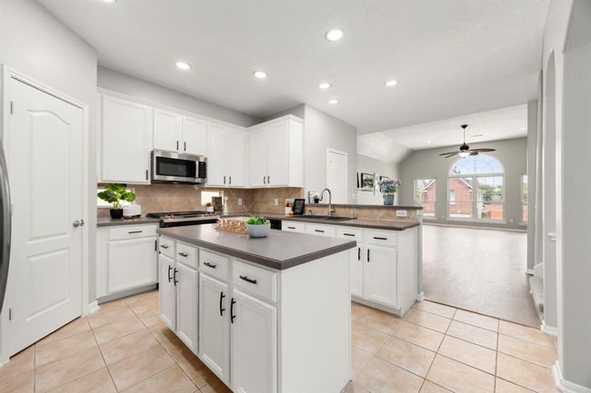 3639 Burning Palms Ct, House other with 4 bedrooms, 3 bathrooms and 2 parking in Houston TX | Image 12