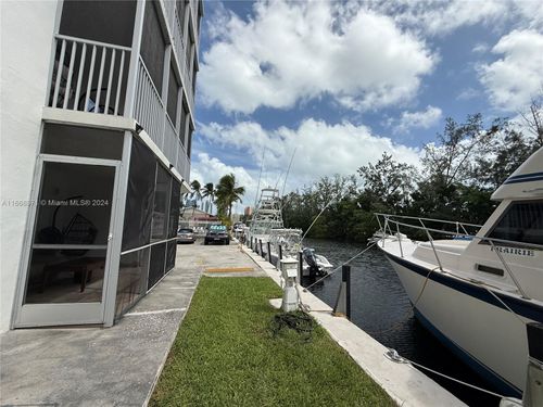 apt-101-3660 Ne 166th St, North Miami Beach, FL, 33160-3818 | Card Image