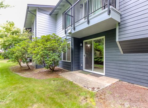 b102-25735 115th Ave Se, Kent, WA, 98030-8617 | Card Image