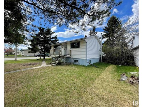 4904 47 St, Drayton Valley, AB, T7A1H8 | Card Image