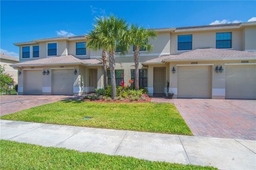 10008 W Villa Cir, Vero Beach, FL, 32966-3136 | Card Image