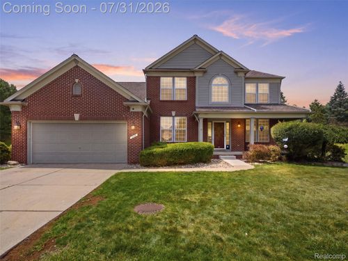 957 River Rock Dr, Holly, MI, 48442-1577 | Card Image