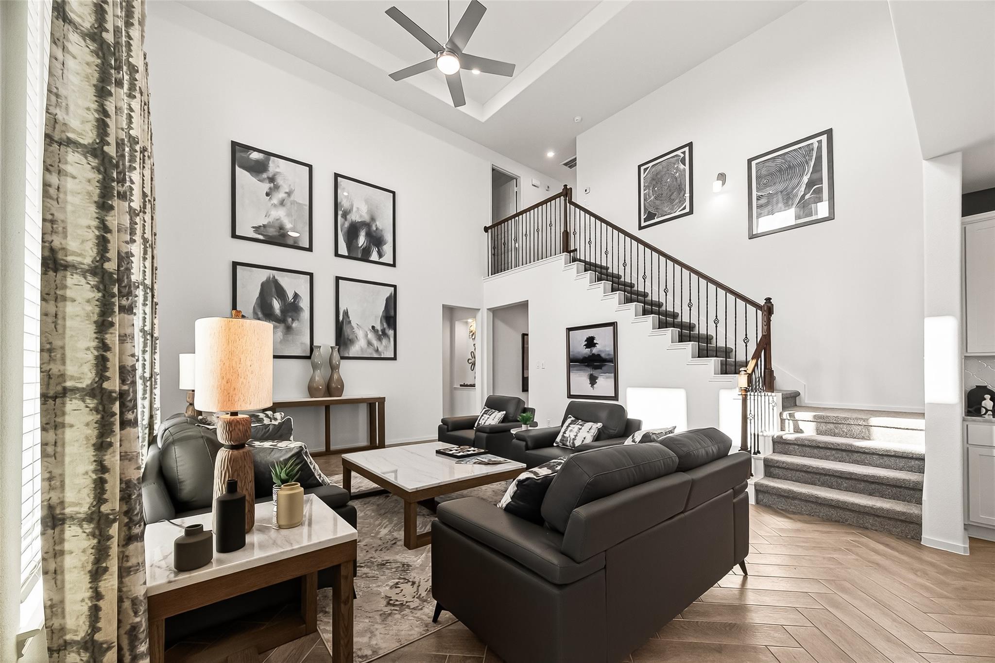 Residential in Iowa Colony 3
