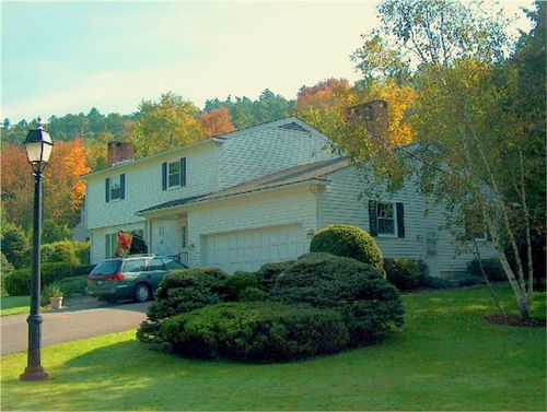 3 Fernleigh Dr, Cooperstown, NY, 13326-1312 | Card Image