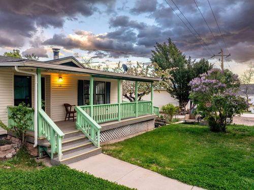 121 Rachel Ln, New Harmony, UT, 84757-7724 | Card Image