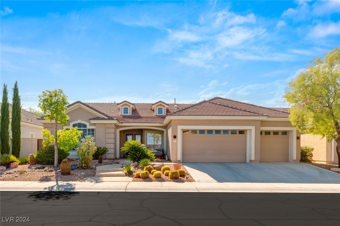 Star Pine Dr, Las Vegas, NV 89144