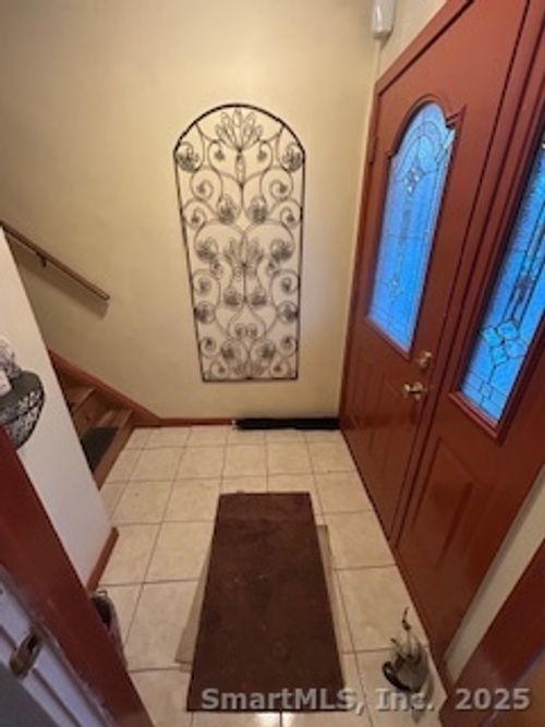 1-15 Paradiso St, Norwalk, CT, 06854-3513 | Card Image