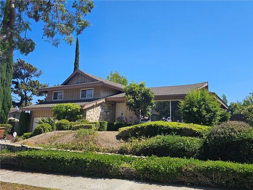2220 Loma Verde Dr, Fullerton, CA, 92833 | Card Image