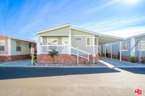 30-19127 Pioneer Blvd, Artesia, CA, 90701-1748 | Card Image