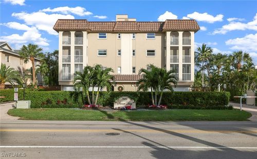 a101-9486 Gulf Shore Dr, NAPLES, FL, 34108-2077 | Card Image