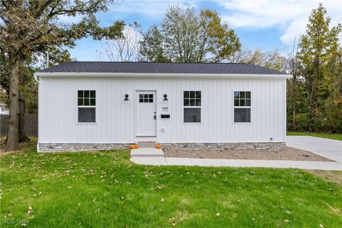 400 Barker St, Wellington, OH, 44090-1106 | Card Image