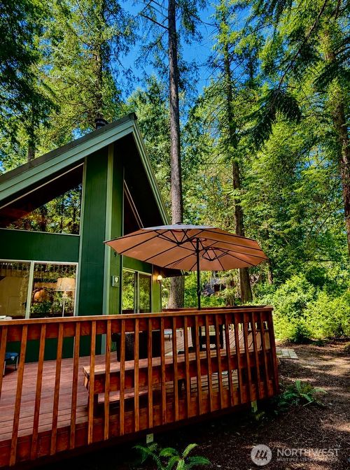 639 E Pitcairn Pl, Shelton, WA, 98584-8410 | Card Image