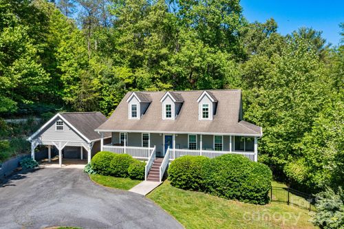 215 Butternut Ln, Leicester, NC, 28748-9604 | Card Image
