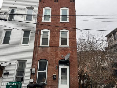 13 W Church St, Shamokin, PA, 17872-5614 | Card Image