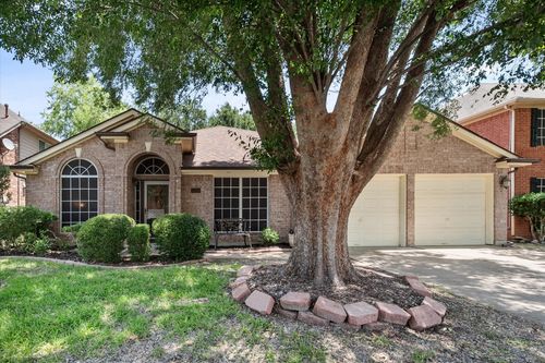 6307 Pierce Arrow Dr, Arlington, TX, 76001-7865 | Card Image