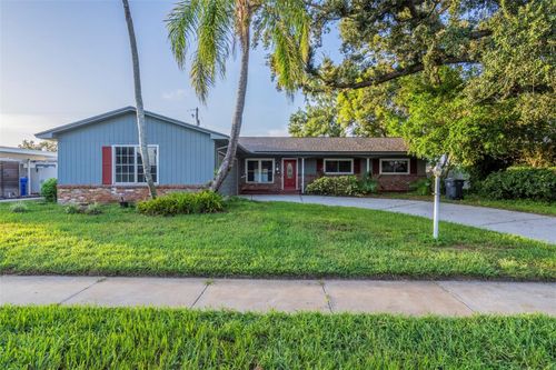 3303 Picwood Rd, Tampa, FL, 33618-3925 | Card Image