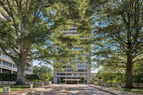 apt-5g-2575 Peachtree Rd Ne, Atlanta, GA, 30305-3629 | Card Image