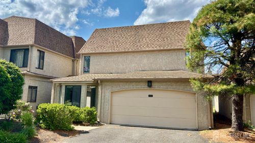 21 Carriage Pl, Edison, NJ, 08820-4023 | Card Image