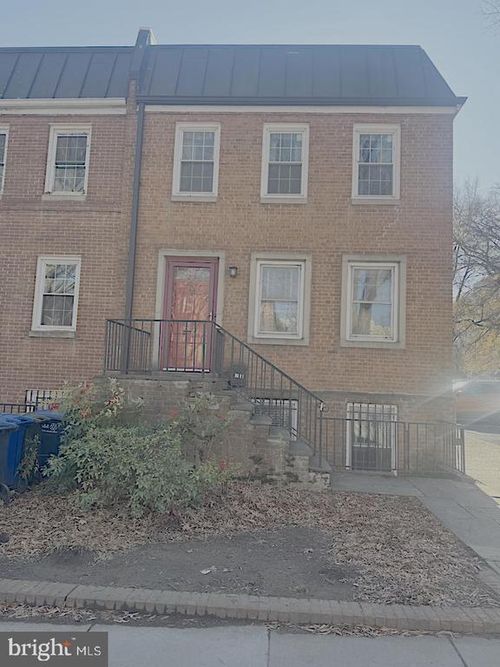 626 G St Sw, WASHINGTON, DC, 20024-2440 | Card Image