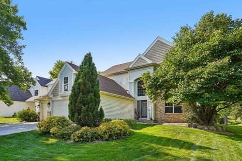12852 44th Pl Ne, Saint Michael, MN, 55376-3030 | Card Image