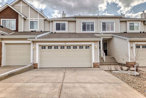 118 Hidden Creek Gardens Nw, Home with 3 bedrooms, 2 bathrooms and 4 parking in Calgary AB | Card Image