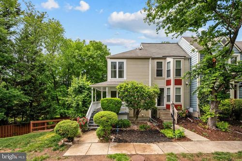 5916 Saint Giles Way, ALEXANDRIA, VA, 22315-4744 | Card Image