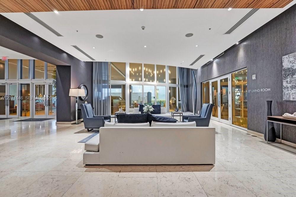 Residential Lease in Miami