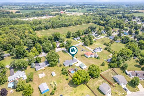 317 N Walnut Street, Mount Summit, IN, 47361 | Card Image
