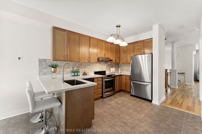 57 Littleriver Crt, House attached with 4 bedrooms, 4 bathrooms and 3 parking in Vaughan ON | Image 12