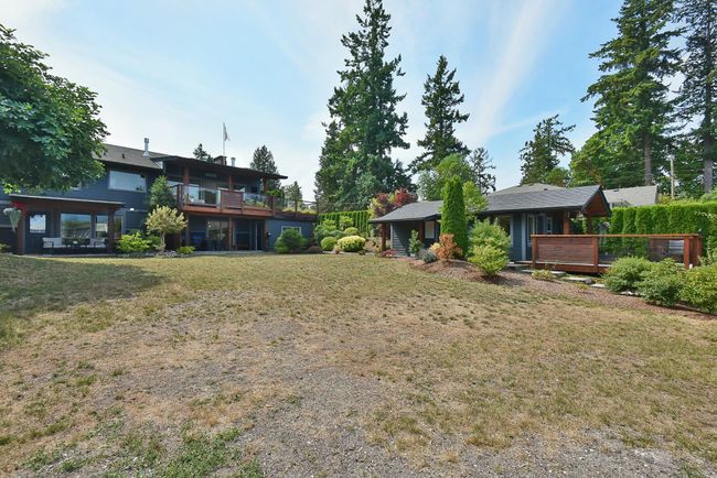 5672 Osprey Street, House other with 4 bedrooms, 3 bathrooms and null parking in Sechelt BC | Image 35