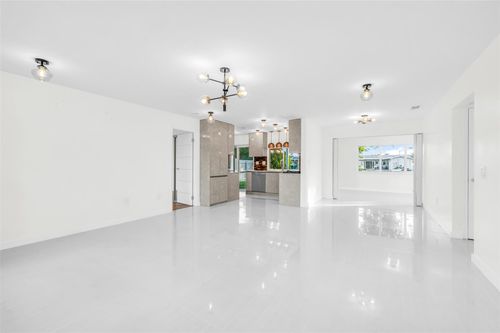 11450 Nw 32nd Pl, Sunrise, FL, 33323-1412 | Card Image