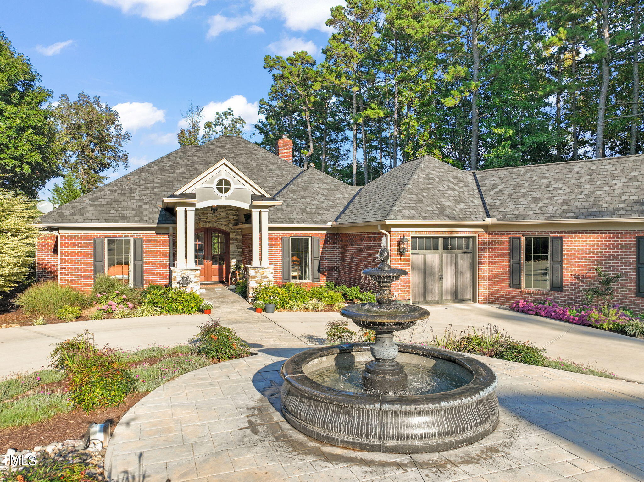 Overlook Ln, Clarksville, VA 23927