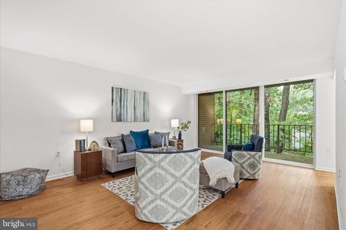 21b-1540 Northgate Sq, RESTON, VA, 20190-5784 | Card Image