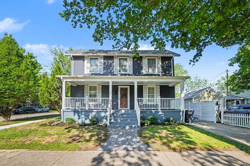 416 Center St, South Haven, MI, 49090-1316 | Card Image
