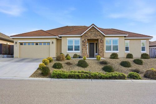 65 Ralphs Way, Hollister, CA, 95023 | Card Image