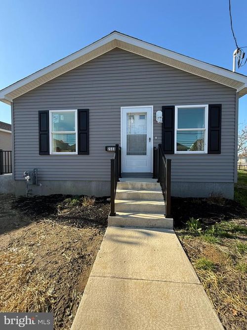 2329 Macdade Blvd, HOLMES, PA, 19043-1301 | Card Image