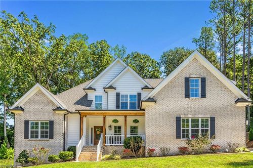 195 Canyon Rd, Mocksville, NC, 27028-4352 | Card Image