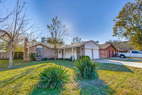 6910 Foxwick Ln, Humble, TX, 77338-1422 | Card Image