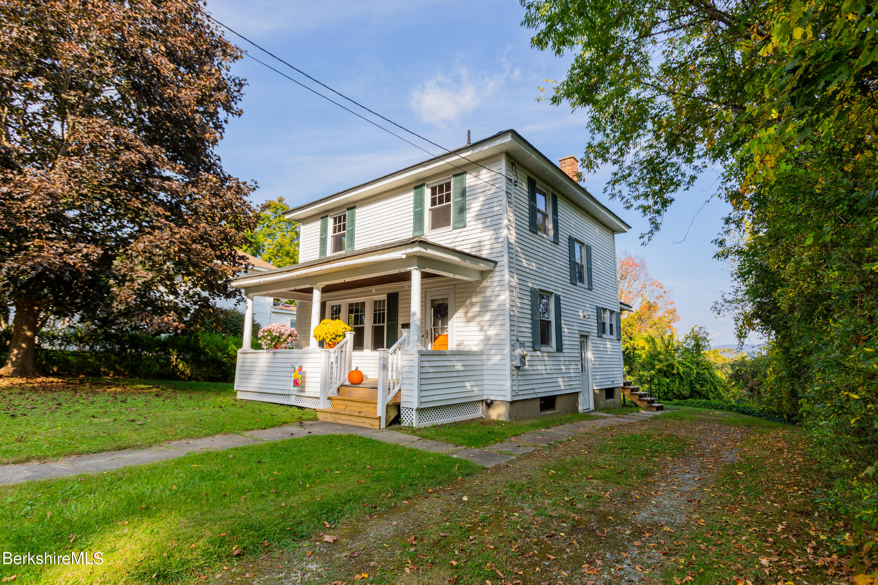 Summit Ave, Pittsfield, MA 01201